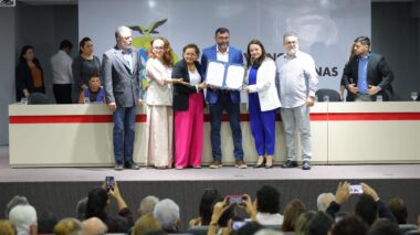 Governador Wilson Lima assina protocolo de intenções para participação de cientistas de órgãos e universidades no assessoramento técnico no Comitê de Enfrentamento à Estiagem
