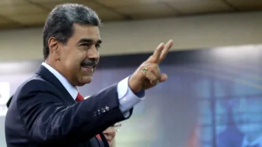 EUA oferecem anistia para Maduro deixar o poder, diz jornal