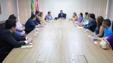 Governador Wilson Lima anuncia reajustes para servidores da saúde do Governo do Estado