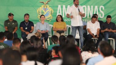 Governador Wilson Lima anuncia mais de R$ 800 mil em investimentos para o setor primário e comércio em Humaitá
