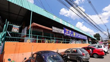 Prefeito David Almeida inspeciona feira modelo da Compensa para revitalização da estrutura