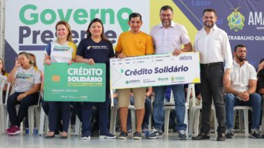 Governador Wilson acompanha a 10ª edição do programa Governo Presente com número inédito de secretarias, no bairro Tarumã