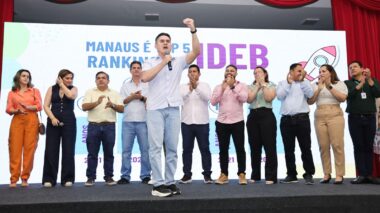 David Almeida celebra Manaus entre as cinco melhores educações do Brasil