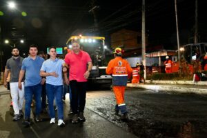 Leia mais sobre o artigo David Almeida imprime eficiência e celeridade nas obras de trânsito em Manaus