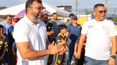 Governador Wilson Lima entrega Campo do Vermelhão revitalizado no bairro Mauazinho, na zona leste