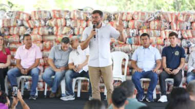 Governador Wilson Lima destina ajuda humanitária para pescadores afetados pela estiagem no Amazonas