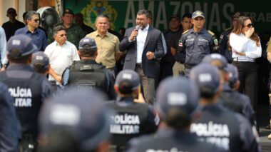 Governador Wilson Lima apresenta mil alunos soldados que passam a atuar na Polícia Militar