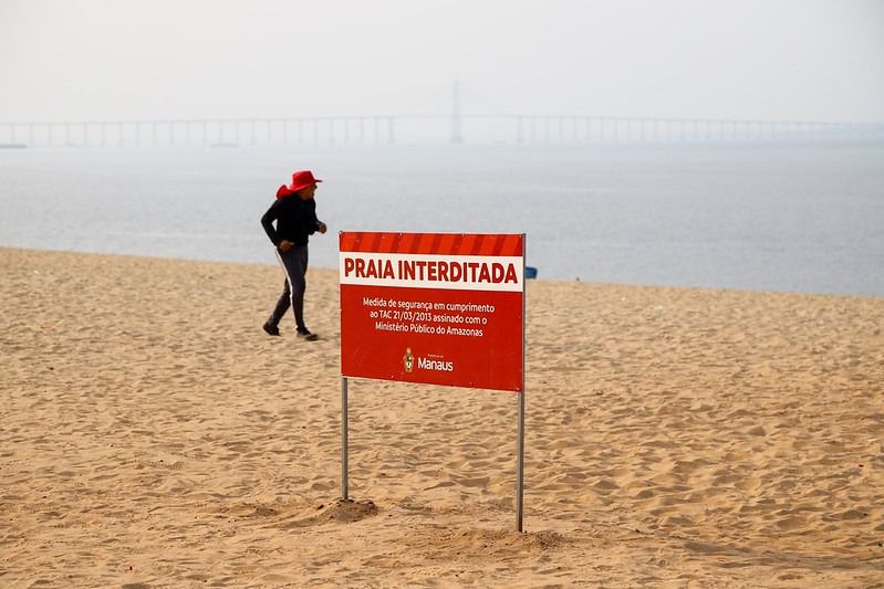 No momento, você está visualizando Prefeito David Almeida anuncia interdição da praia da Ponta Negra para o banho