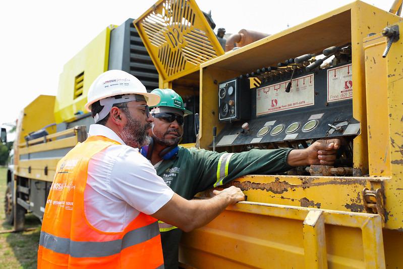 Você está visualizando atualmente Governo do Amazonas promove oportunidades de emprego com obras do Prosai Parintins