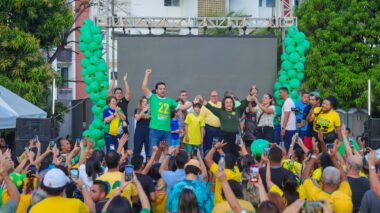 ’Vamos à vitória’: Capitão Alberto Neto e Professora Maria do Carmo comemoram segundo turno