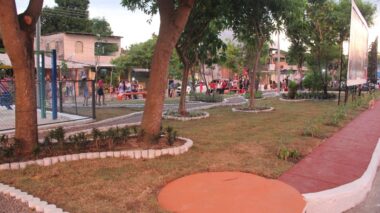 Prefeitura de Manaus entrega Praça do Aleixo revitalizada com novas opções de lazer e iluminação moderna