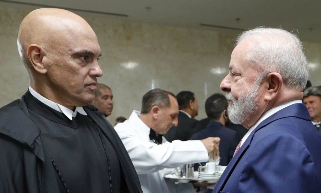 Você está visualizando atualmente Militares queriam envenenar Lula, Alckmin e Moraes, diz PF