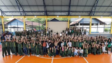 Governo do Amazonas entrega Escola Estadual Marcantonio Vilaça revitalizada na zona norte