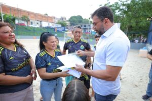 Leia mais sobre o artigo Governador Wilson Lima entrega cinco espaços esportivos revitalizados nas zonas norte e oeste