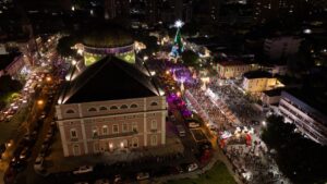 Leia mais sobre o artigo Governo do Amazonas celebra O Mundo Encantado do Natal no Largo de São Sebastião, neste domingo