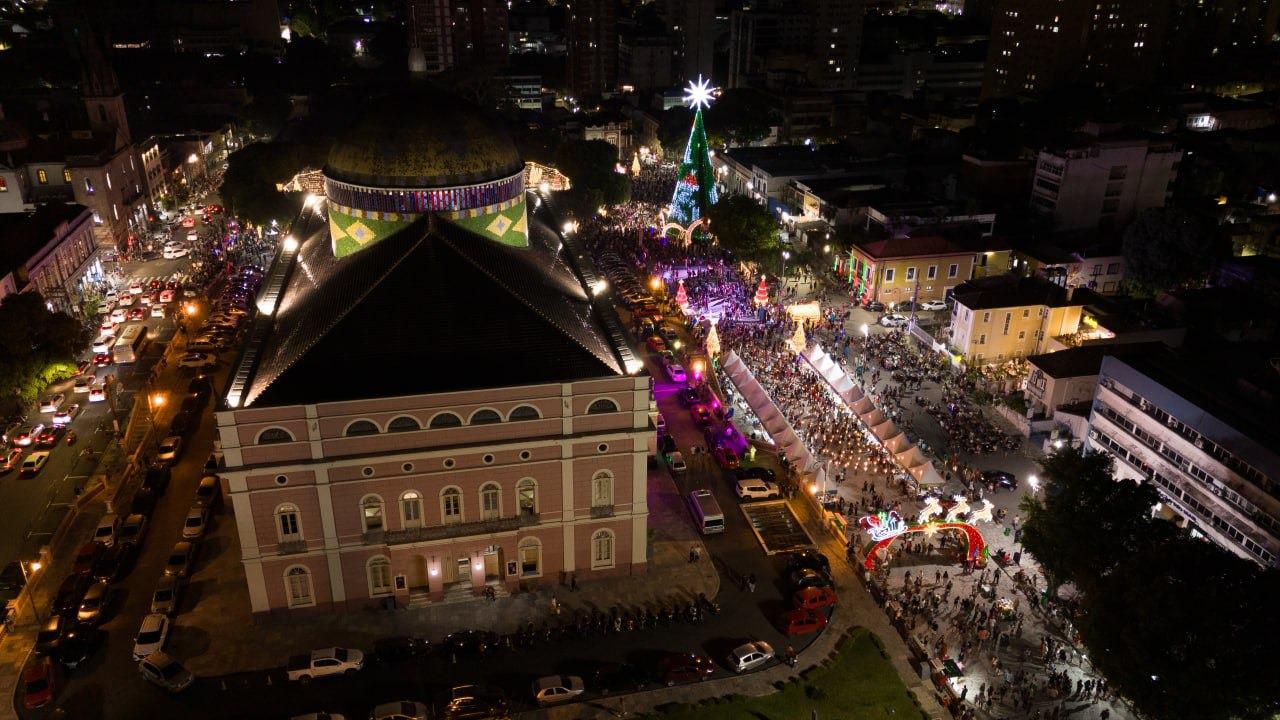 No momento, você está visualizando Governo do Amazonas celebra O Mundo Encantado do Natal no Largo de São Sebastião, neste domingo