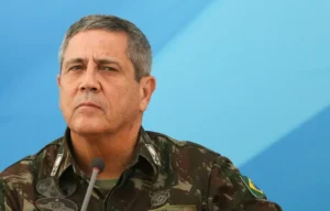 Leia mais sobre o artigo Polícia Federal prende Braga Netto, vice de Bolsonaro em 2022