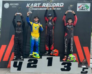 Leia mais sobre o artigo Fenômeno do Kart Amazonese de 14 anos estará representando o estado do Amazonas na copa LIght de Kart em São Paulo