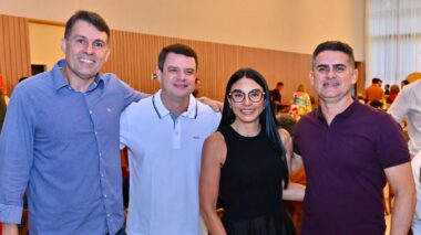 Prefeito David Almeida anuncia permanência de mais dois secretários para seu próximo mandato