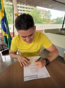 Leia mais sobre o artigo Prefeito David Almeida assina homologação do concurso da Guarda Municipal de Manaus