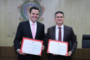 Leia mais sobre o artigo Prefeito David Almeida e Vice-Prefeito Renato Junior são diplomados pelo TRE-AM