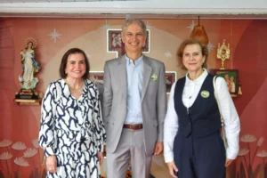 Leia mais sobre o artigo Presidente do TCE-AM participa da inauguração do primeiro barco-hospital do Amazonas