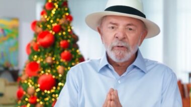 Em mensagem de Natal, Lula diz estar ‘firme e forte’ e que governo ‘investe no mais importante’