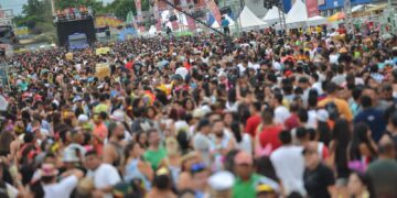 Carnaval na Floresta 2025: Governo do Amazonas lança edital para apoio a blocos e bandas em Manaus e no interior