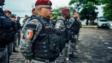 Governo do Amazonas envia reforço policial para auxiliar segurança de Rondônia em combate a ataques criminosos