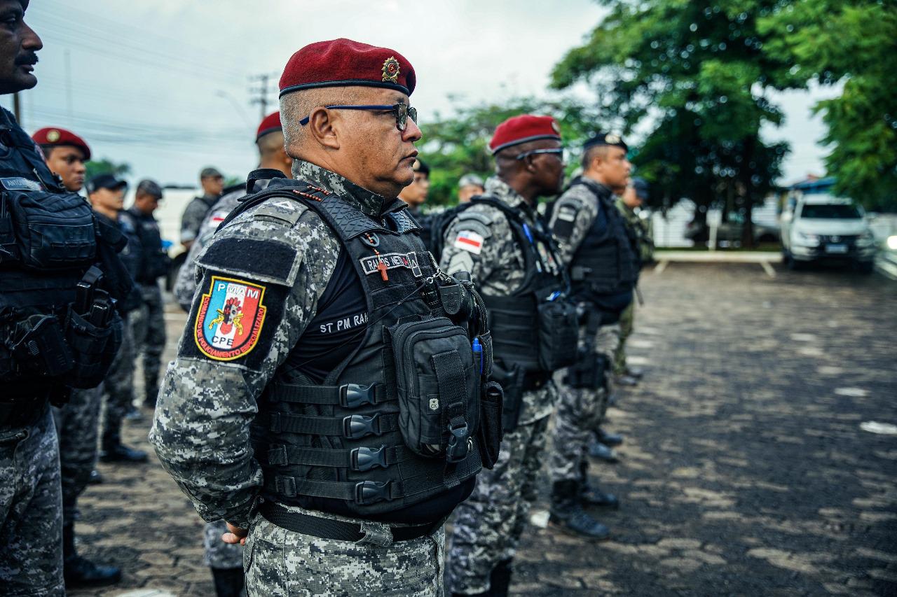 No momento, você está visualizando Governo do Amazonas envia reforço policial para auxiliar segurança de Rondônia em combate a ataques criminosos