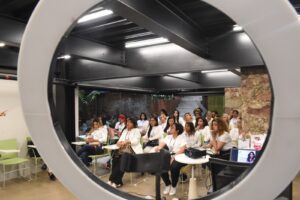 Leia mais sobre o artigo Prefeitura de Manaus oferta 150 vagas para o workshop ‘Harmonização Facial: Transforme Vidas com Beleza e Bem-Estar’