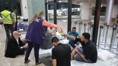 Governo do Amazonas disponibiliza atendimento para passageiros deportados dos Estados Unidos