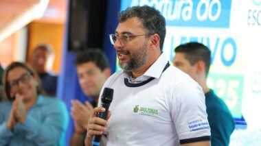 Na Escola da Floresta, governador Wilson Lima abre ano letivo para mais de 190 mil alunos do interior
