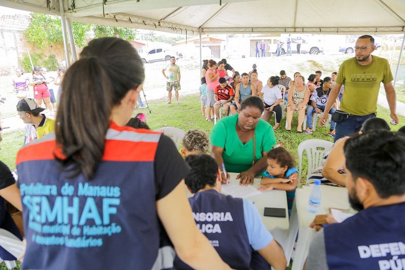 Leia mais sobre o artigo Prefeitura de Manaus e Defensoria Pública assinam acordo para garantir assistência a famílias afetadas por deslizamento no bairro Redenção