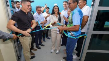 Prefeito David Almeida entrega nova unidade de saúde na zona Oeste com capacidade superior a 30 mil atendimentos mensais