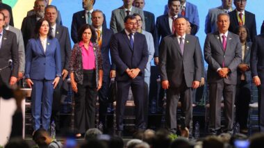 Governador Wilson Lima destaca acordo para ajudar municípios do Amazonas a criarem planos de adaptação às mudanças climáticas