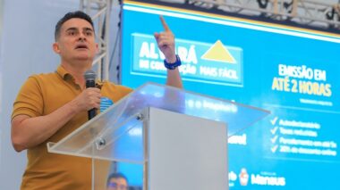 Prefeito David Almeida lança Alvará de Construção Mais Fácil, em Manaus
