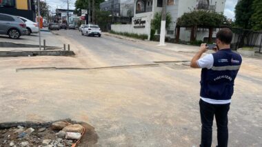 Ageman dá prazo de 24 horas para concessionária recompor pavimento asfáltico após implantação de redes de esgotamento sanitário