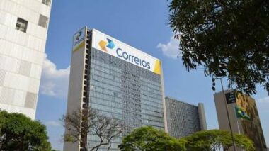 Em grave crise, Correios deixam de entregar correspondências