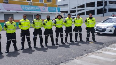 Prefeitura fiscaliza estacionamento irregular no centro de Manaus