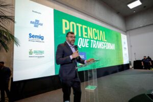 Leia mais sobre o artigo Governador Wilson Lima destaca expansão do gás natural, petróleo e energia solar como alternativas econômicas para o Amazonas