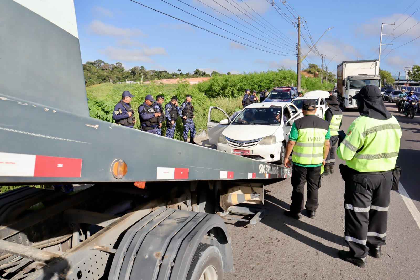 No momento, você está visualizando Operação da Prefeitura de Manaus contra transporte clandestino fecha semana com 14 apreensões