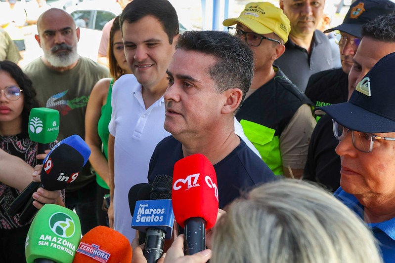 No momento, você está visualizando Prefeito David Almeida entrega 6ª intervenção viária do pacote de obras para melhorar trânsito de Manaus