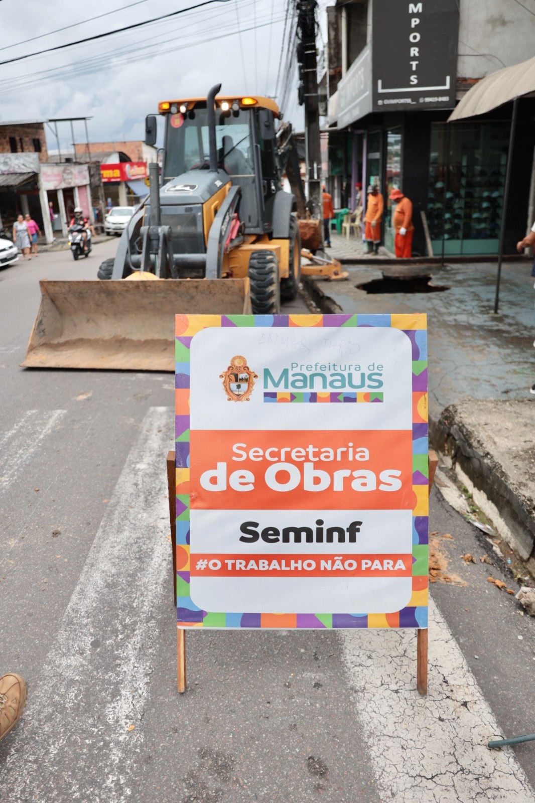 No momento, você está visualizando Prefeitura de Manaus atua na modernização de tubulação em concreto armado no bairro Nova Esperança