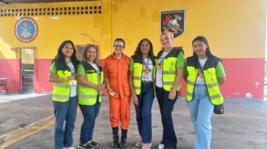 Prefeitura realiza atividades de trânsito para crianças e adolescentes do programa Bombeiro Mirim em Manaus