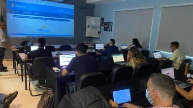 Conselheiros do CAU-AM fazem treinamento para uso do novo Alvará de Construção Mais Fácil da Prefeitura