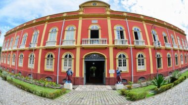 Olhar do Norte Lab seleciona roteiros de curtas e longas-metragens de ficção em Manaus