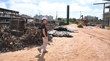 Prefeito David Almeida vistoria obras de novas Unidades de Saúde da Família e sede do Implurb na zona Oeste de Manaus