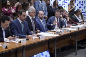 Leia mais sobre o artigo Fausto Junior assume como vice-líder do União Brasil na Câmara