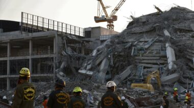 Forte terremoto atinge Mianmar e derruba prédio na Tailândia